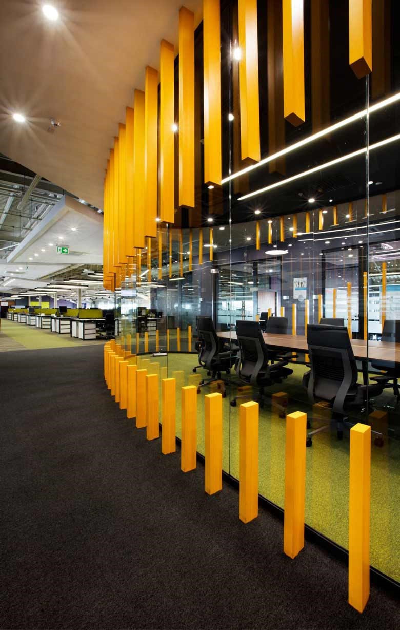 طراحی داخلی دفتر خدماتی مرسدس بنز در استانبول