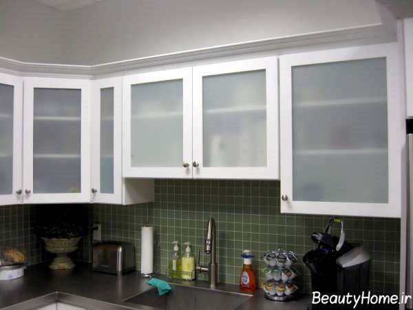 مدل کابینت شیشه ای مدرن و بسیار زیبا برای آشپزخانه های لوکس